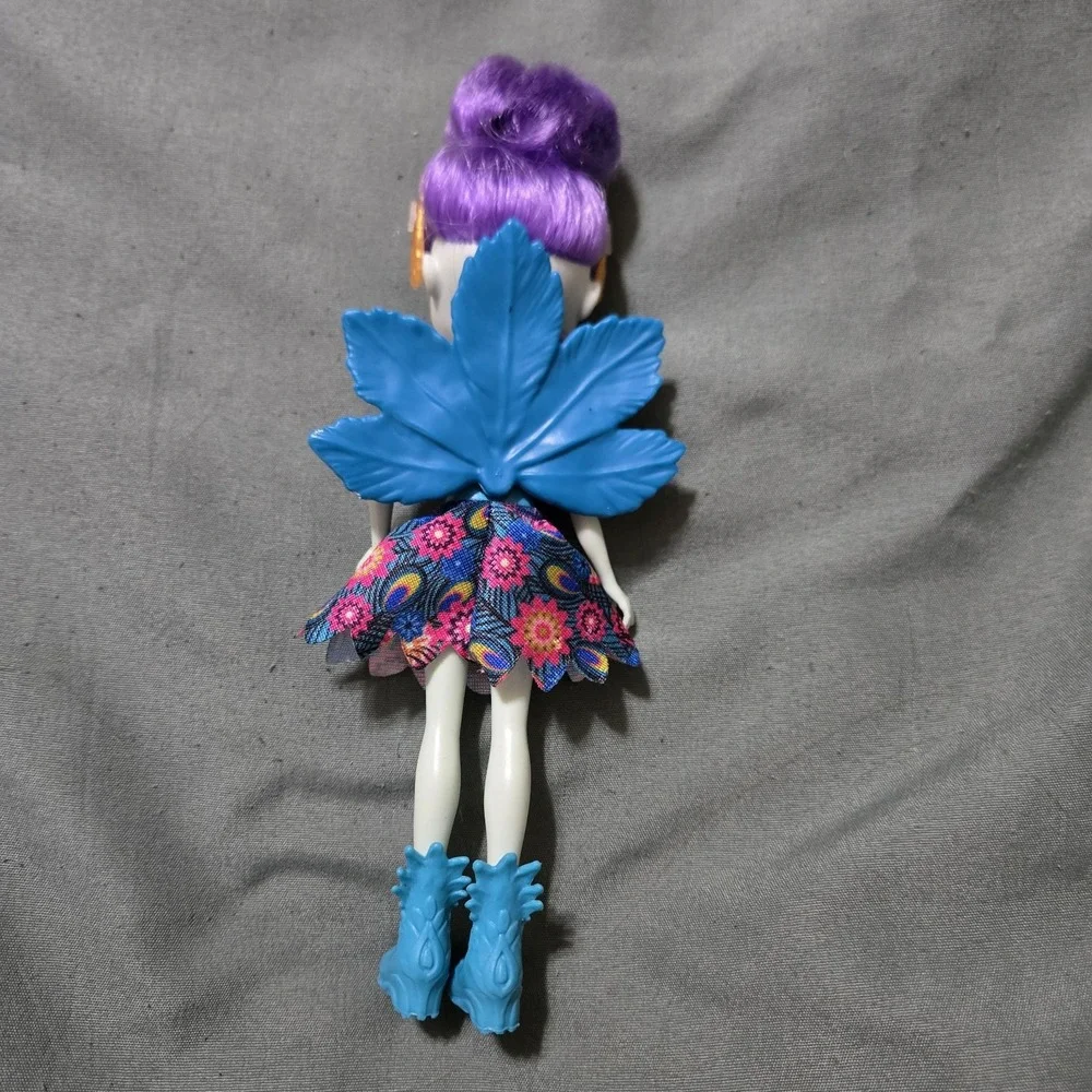 Enchantimals Patter Peacock Fantasy Animal Blue & Purple‎ Princess Small Mark